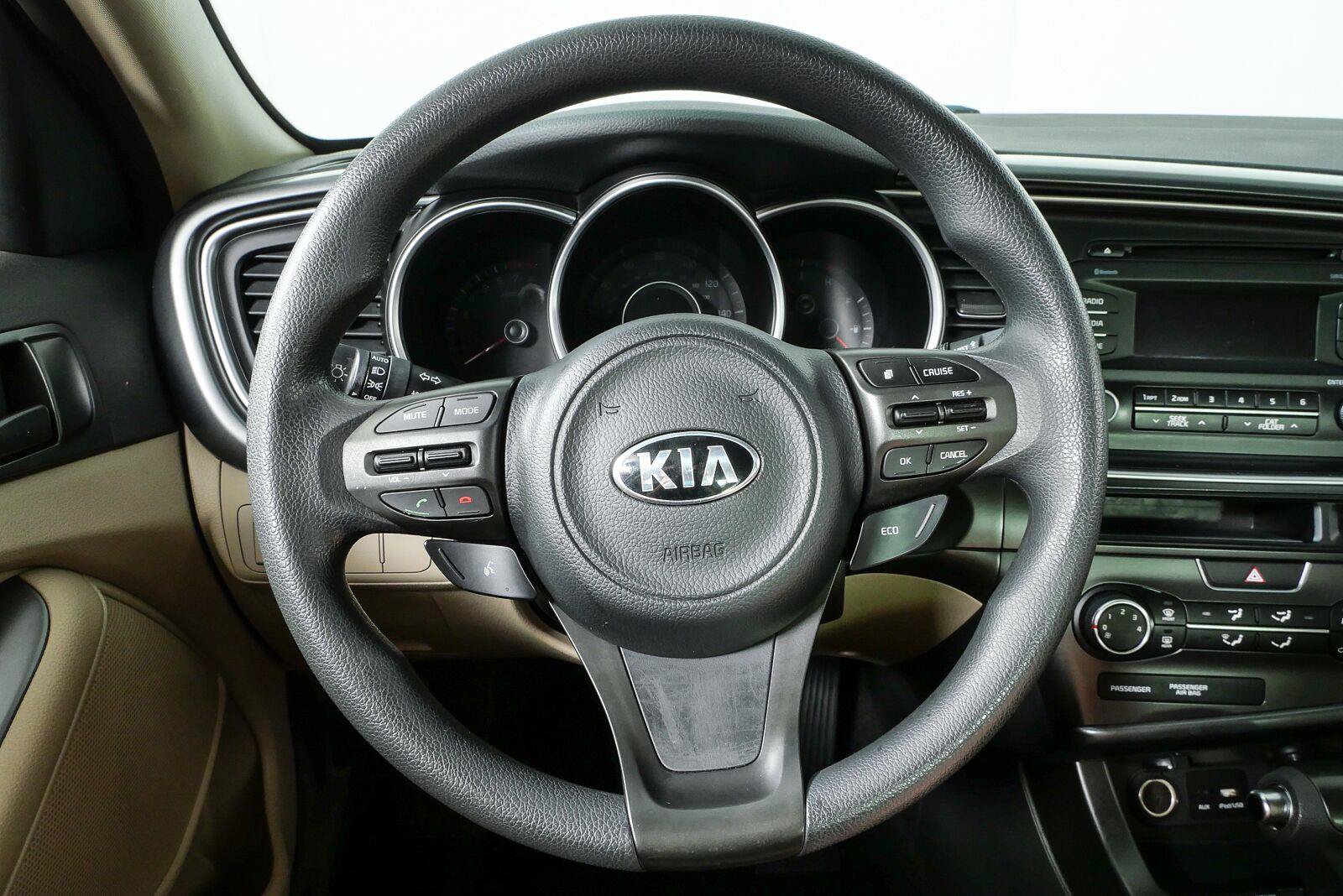 Used 2015 Kia Optima LX FWD image 9