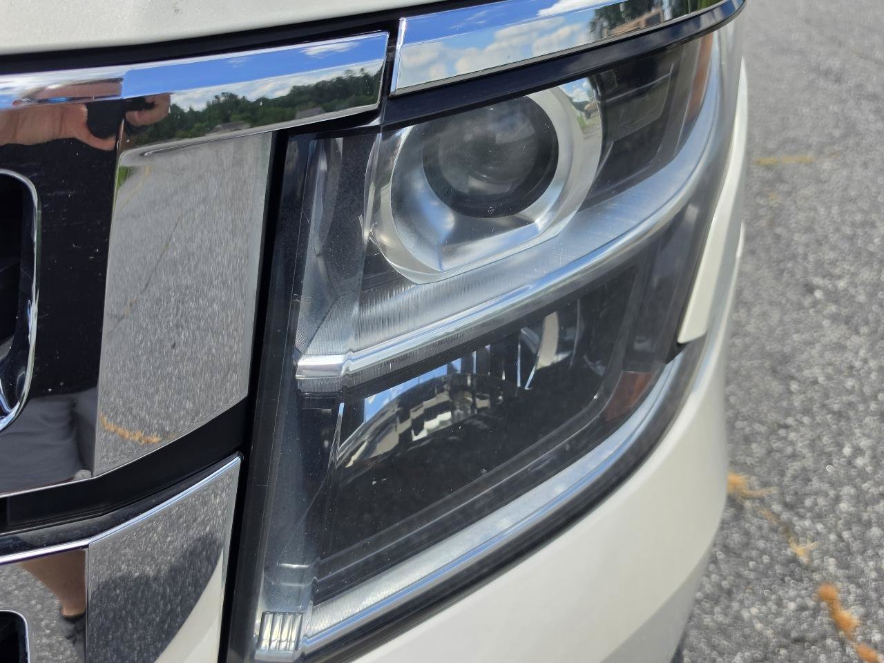 Used 2015 Chevrolet Tahoe LTZ AWD/4WD image 23