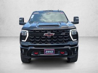 Used 2024 Chevrolet Silverado 2500 ZR2 w/ Technology Package AWD/4WD video 2