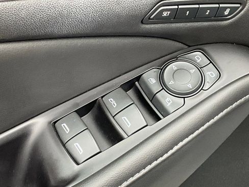 Used 2019 Buick Enclave Avenir AWD/4WD image 30