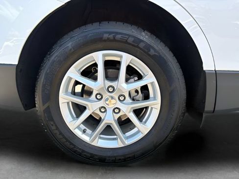Used 2023 Chevrolet Equinox LT w/ Driver Convenience Package AWD/4WD image 34