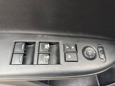 Used 2016 Honda Accord Touring image 15