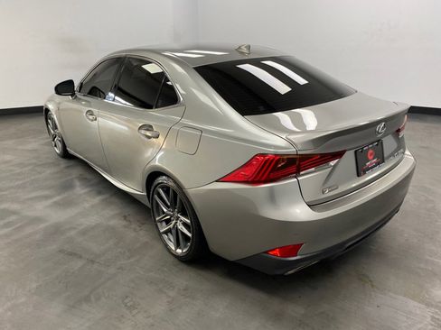 Used 2018 Lexus IS 300 F Sport image 4