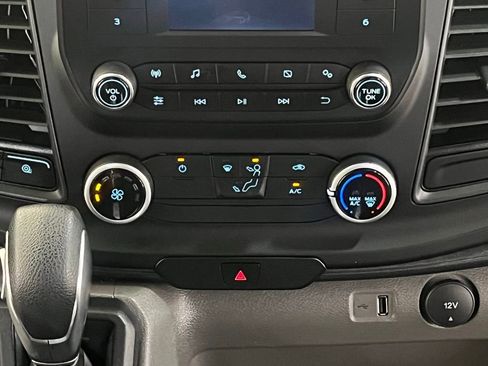 Used 2025 Ford Transit 250 148 Medium Roof Extended AWD image 22