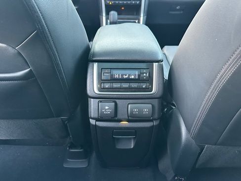Used 2021 Subaru Ascent Touring w/ Popular Package #2A image 33
