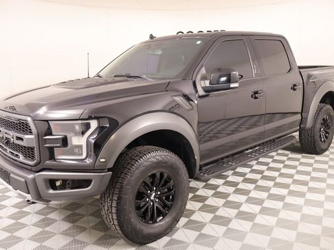 Used 2020 Ford F150 Raptor w/ Equipment Group 802A Luxury image 12