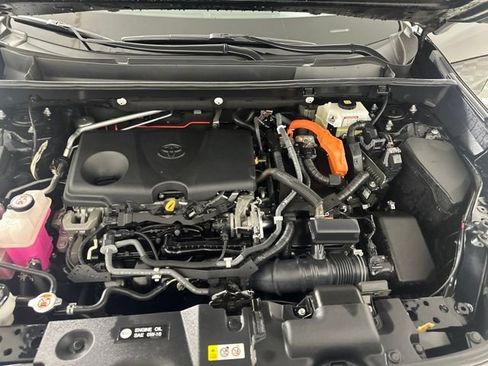 Used 2021 Toyota RAV4 Limited AWD/4WD image 12