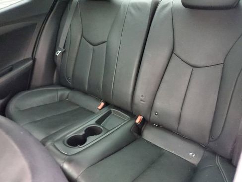 Used 2016 Hyundai Veloster Turbo image 11