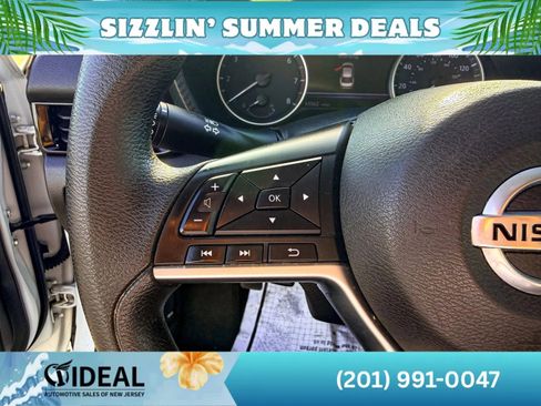 Used 2023 Nissan Sentra SV FWD image 23