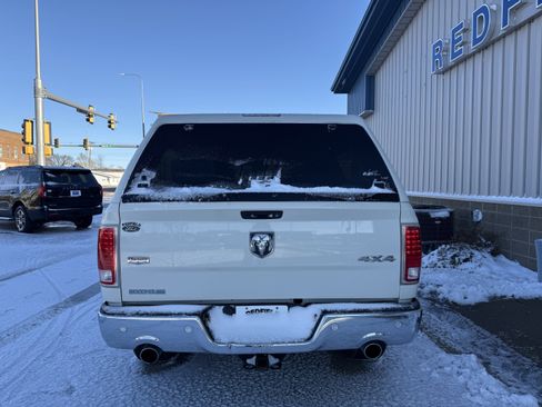 Used 2017 RAM 1500 Laramie w/ Convenience Group image 4