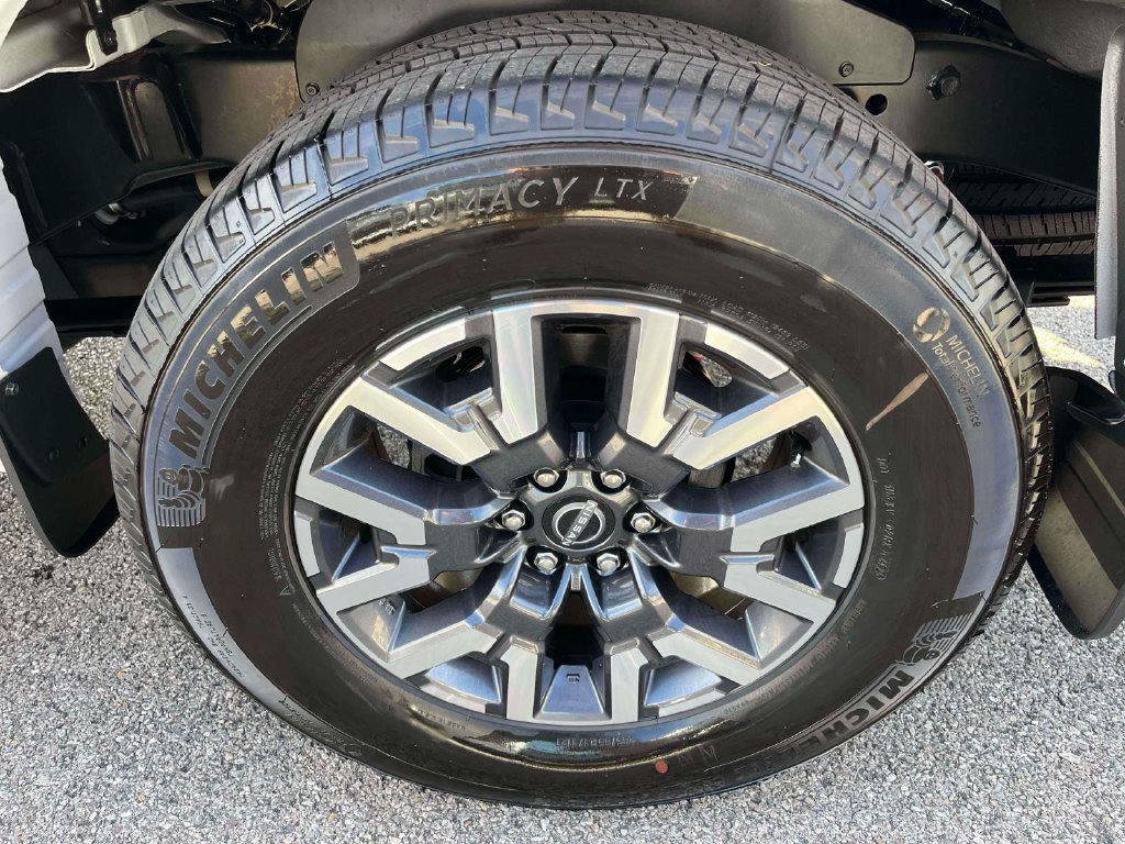 Used 2026 Nissan Frontier SV w/ All-Weather Content Package RWD image 34