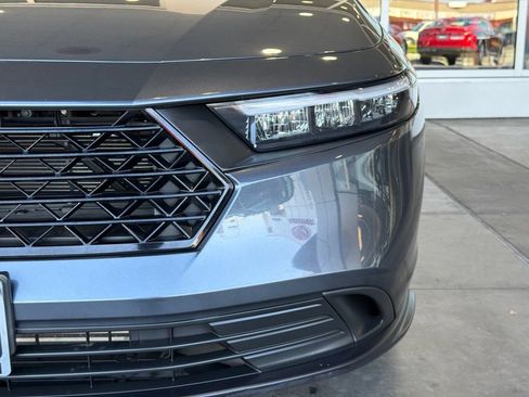 Used 2025 Honda Accord LX image 5