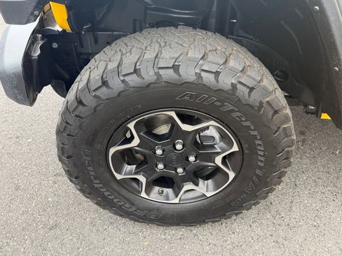 Certified 2021 Jeep Wrangler Unlimited Rubicon 4xe w/ Cold Weather Group image 12