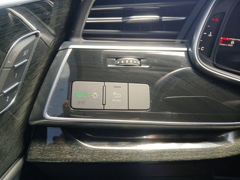 Used 2022 Audi Q7 2.0T Premium AWD/4WD image 23