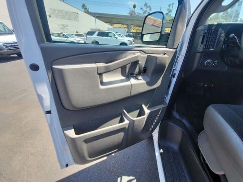 Used 2024 Chevrolet Express 2500 w/ Driver Convenience Package RWD image 19