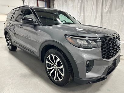 Used 2025 Ford Explorer ST-Line