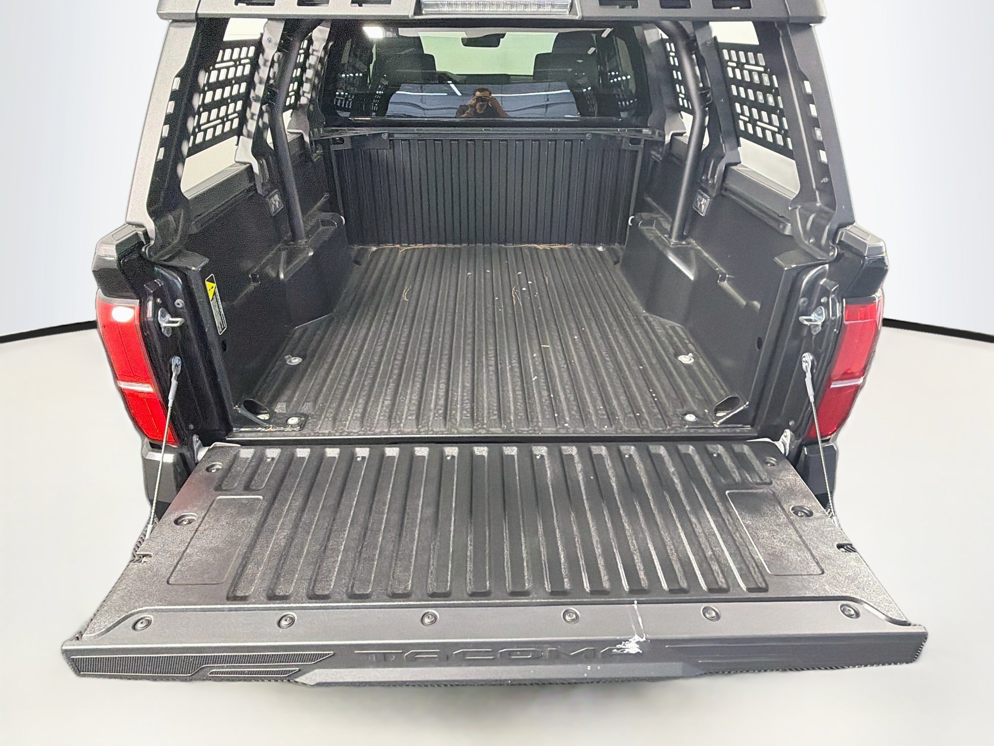 Used 2026 Toyota Tacoma SR5 AWD/4WD image 28
