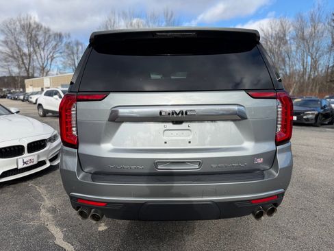 Used 2024 GMC Yukon Denali w/ Advanced Technology Package image 6
