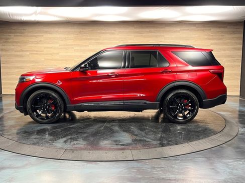 Used 2024 Ford Explorer ST w/ Equipment Group 401A AWD/4WD image 16