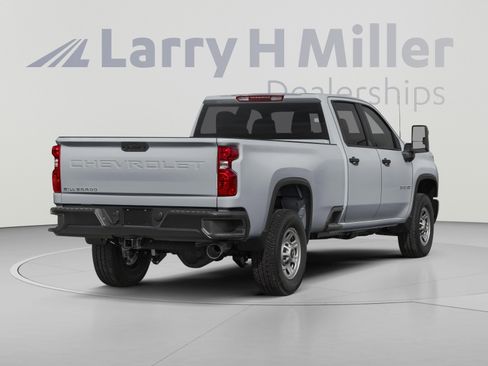 New 2026 Chevrolet Silverado 3500 LTZ w/ LTZ Plus Package AWD/4WD image 2