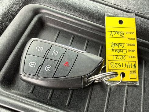 Used 2021 Chevrolet Tahoe LS AWD/4WD image 29