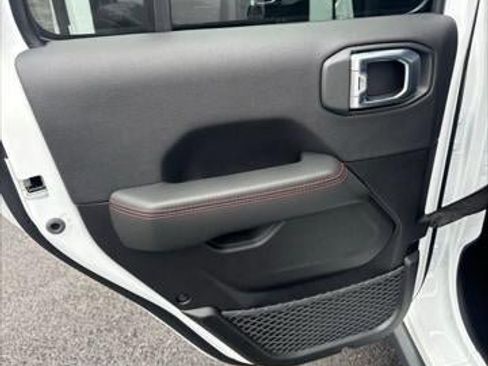 New 2026 Jeep Wrangler Unlimited Rubicon image 37