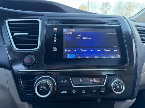 Used 2015 Honda Civic EX image 17