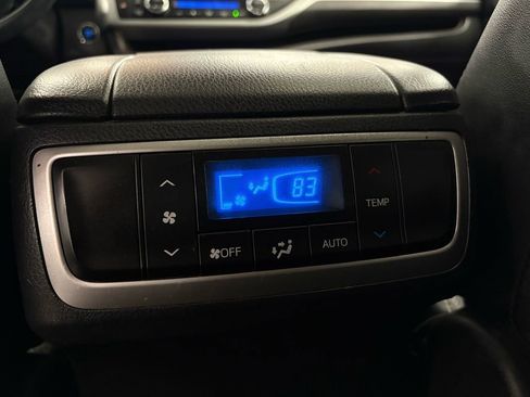 Used 2018 Toyota Highlander Limited w/ Protection Package #3 image 37