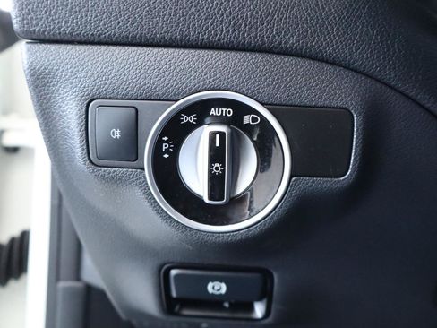 Used 2016 Mercedes-Benz CLA 250 image 26