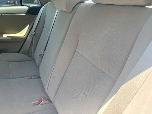 Used 2011 Toyota Corolla LE FWD image 6