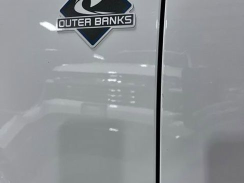 Used 2025 Ford Bronco Outer Banks AWD/4WD image 37