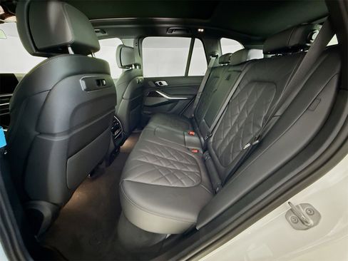 New 2026 BMW X5 xDrive50e w/ M Sport Package image 26
