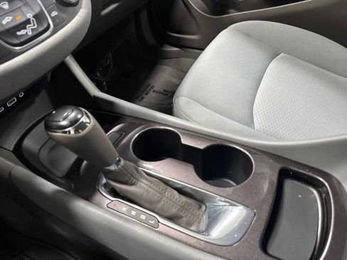 Used 2020 Chevrolet Malibu LS FWD image 19