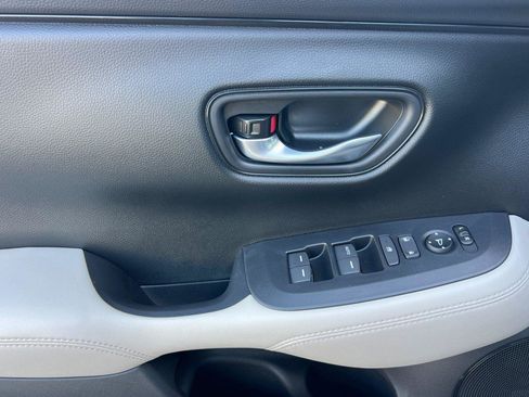 New 2026 Honda HR-V LX image 11