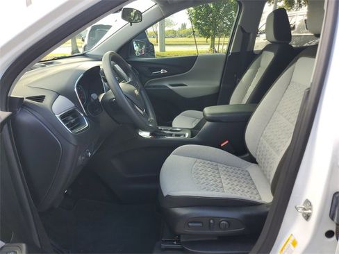 Certified 2024 Chevrolet Equinox LS w/ LS Convenience Package image 16