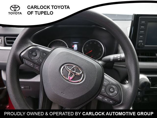 Used 2019 Toyota RAV4 LE FWD image 16