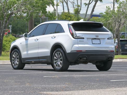 Used 2019 Cadillac XT4 Sport w/ Cold Weather Package FWD image 3