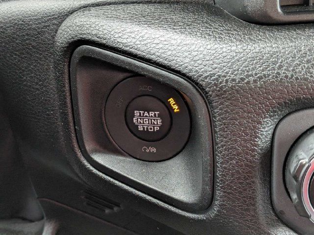 Used 2024 Jeep Wrangler Unlimited AWD/4WD image 28