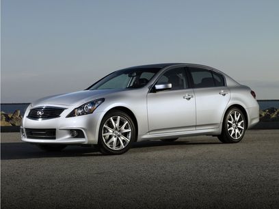 Used 2013 INFINITI G37 Journey w/ Premium Pkg