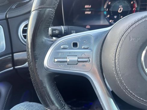 Used 2018 Mercedes-Benz S 450 Sedan image 31