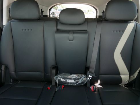 New 2026 Hyundai Ioniq 9 SEL image 7