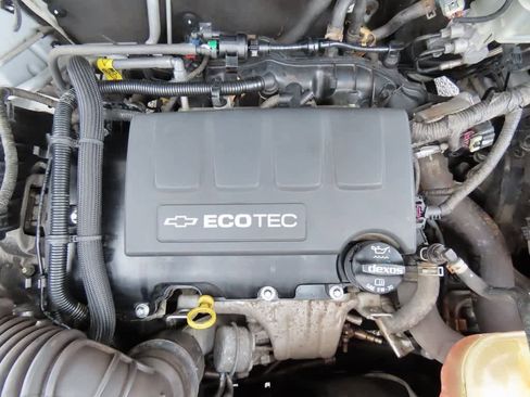 Used 2018 Chevrolet Trax LS image 10