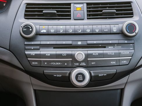 Used 2009 Honda Accord LX image 15
