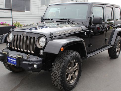 Used 2018 Jeep Wrangler Unlimited Sport w/ Power Convenience Group AWD/4WD image 2