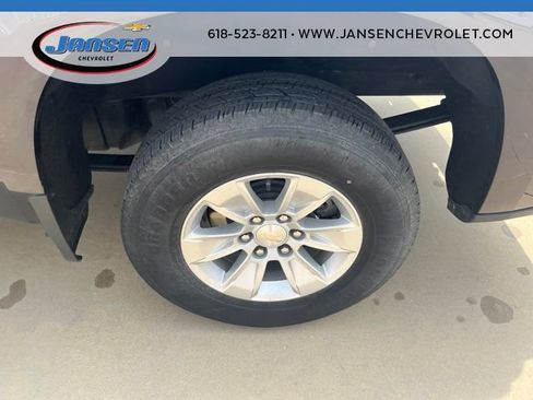 Used 2024 Chevrolet Silverado 1500 LT w/ Convenience Package II AWD/4WD image 8