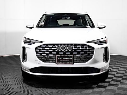 New 2025 Audi Q5 Premium Plus image 12