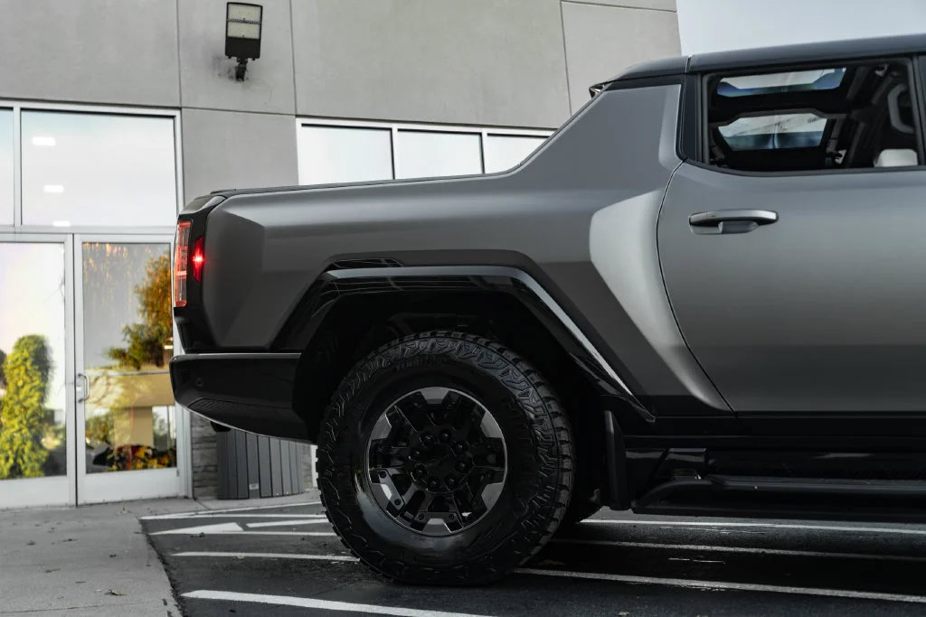 Used 2022 GMC Hummer EV Edition 1 w/ LPO, Illumination Package AWD/4WD image 10