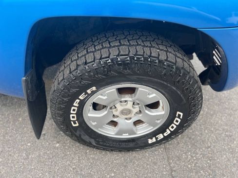 Used 2006 Toyota Tacoma PreRunner RWD image 22