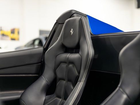 Used 2016 Ferrari 488 Spider image 93