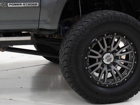Used 2019 Ford F250 Lariat w/ Lariat Ultimate Package AWD/4WD image 82